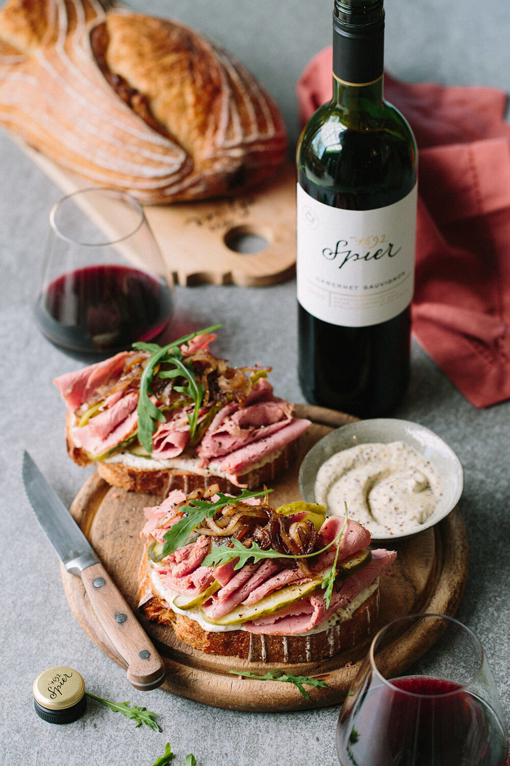 Spier-Wine-Recipe-Signature-Cabernet-sauvignon-rare-roast-beef-1000_c04ad8266313d55f762333b2cab29b2c