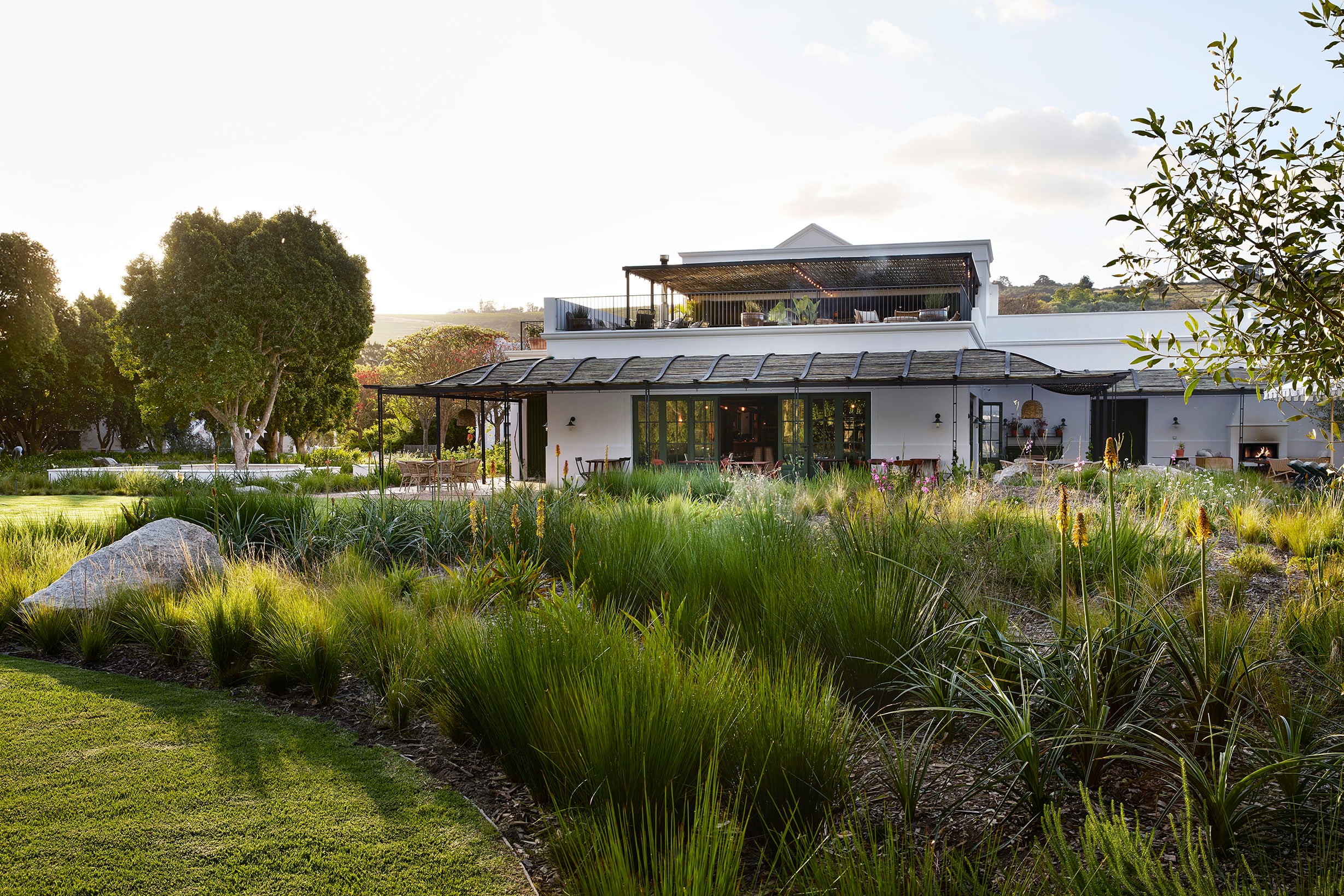 Spier-Hotel-Exterior-Garden-01-EY-LR